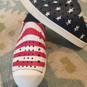 Native flag shoes size J3